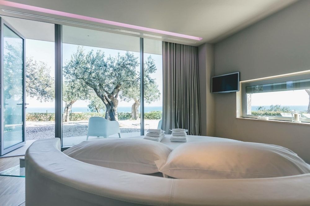 Elite Double Room, 1 King Bed, Sea Facing