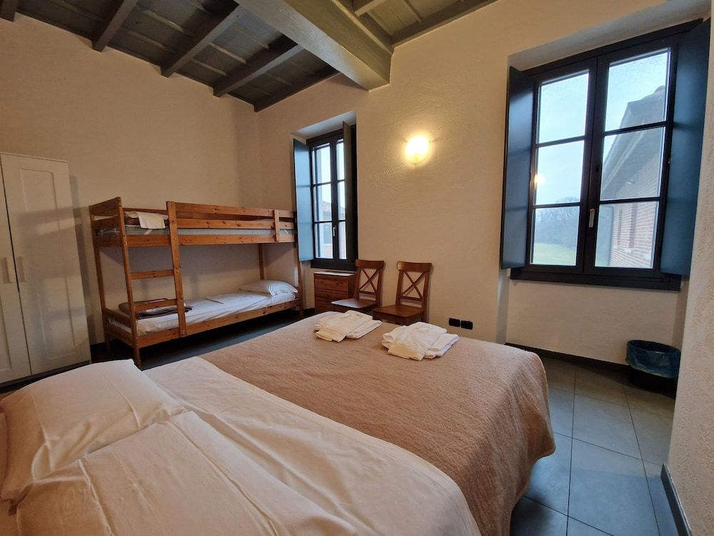 Family Room, Multiple Beds, Private Bathroom (Camera Familiare)