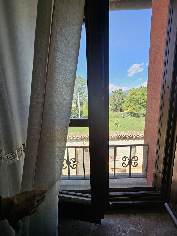 La Casa Dei Tigli Basic Apartment, Garden View 7