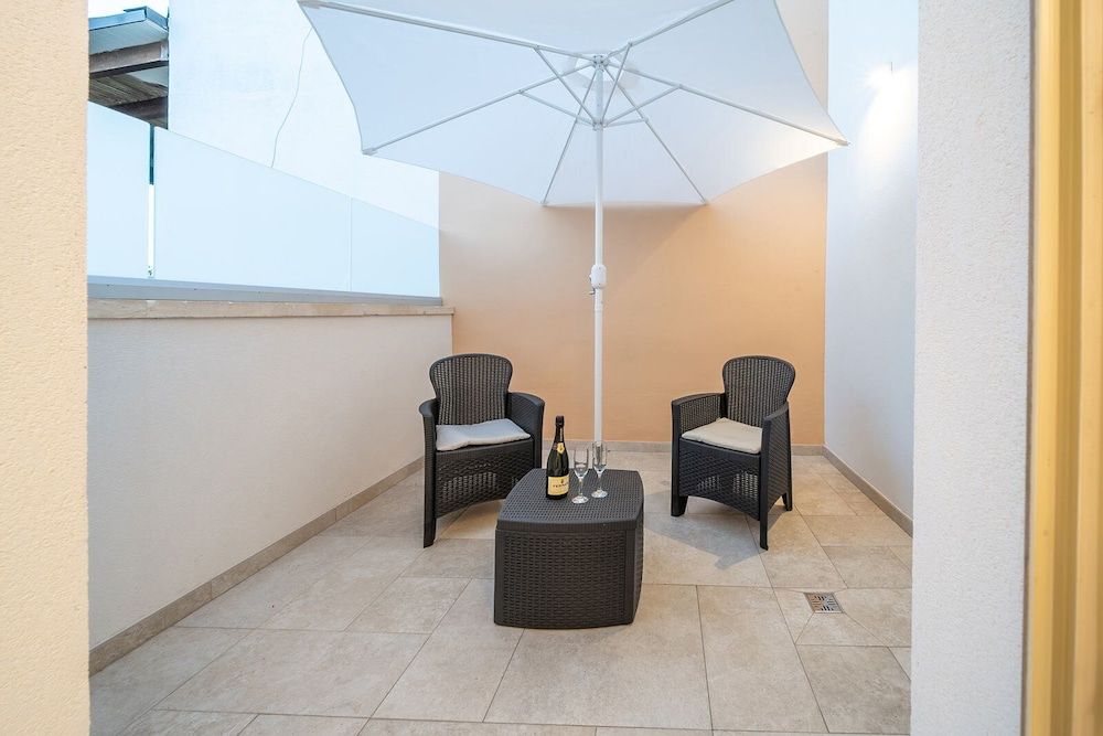 Aurosa Bed and Breakfast Design Double or Twin Room 4