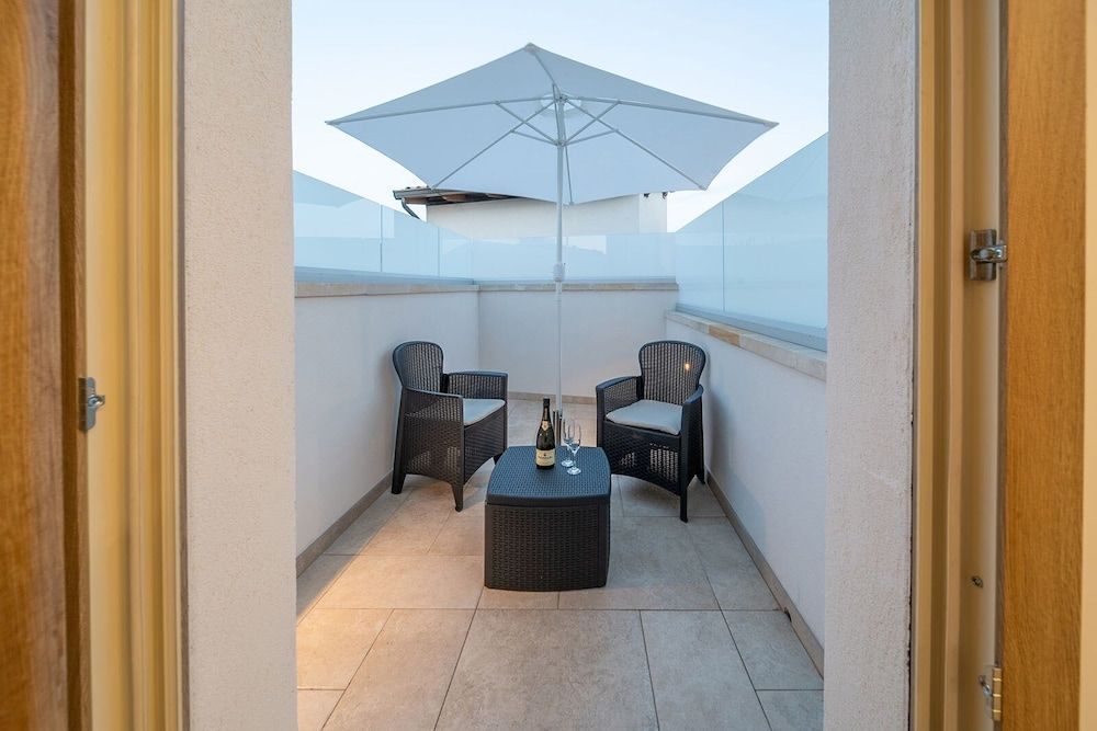 Aurosa Bed and Breakfast Premium Double or Twin Room 3