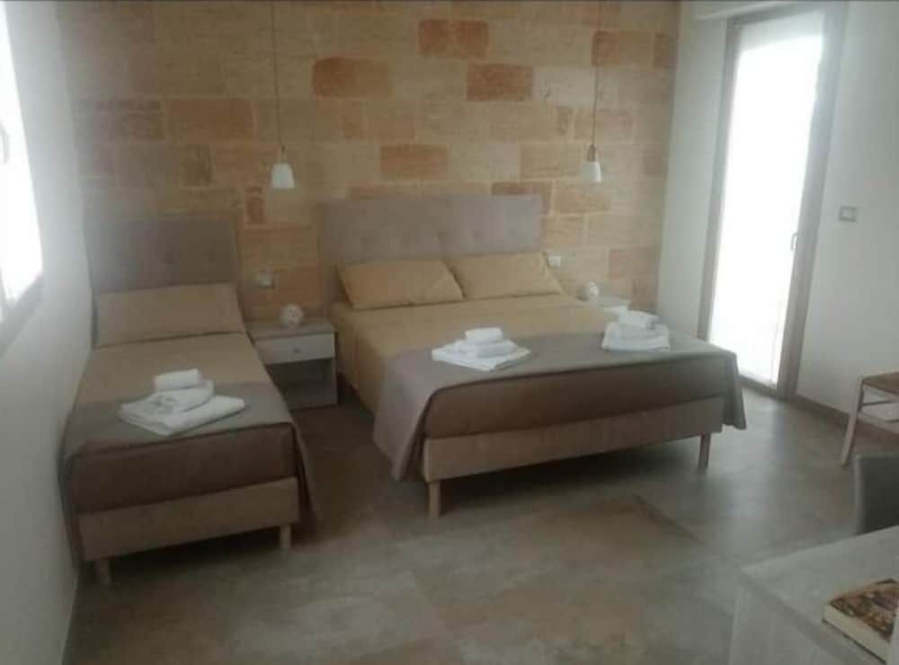 Aurosa Bed and Breakfast Premium Double or Twin Room 7