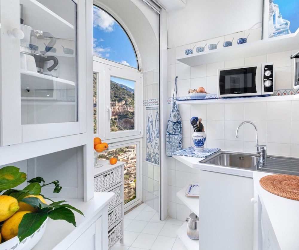 Relaxing Positano in Positano Apartment, Smoking 24