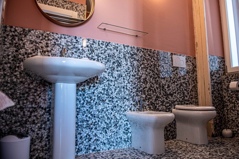 U'Panare Anna Fougez, 1 queen bed 15