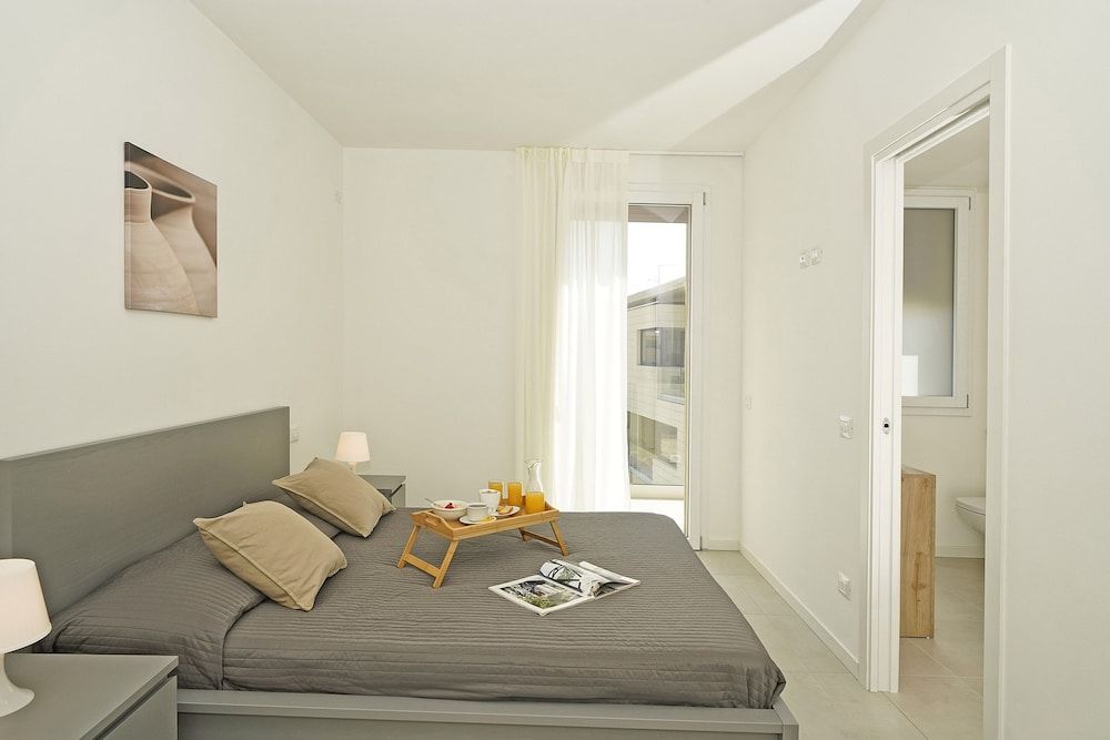 Basic Apartment