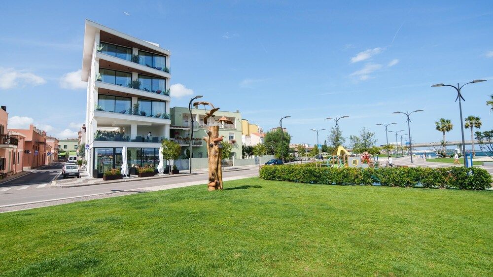 Welcomely - Light Room Vista Citt - Aznavour Studio 44