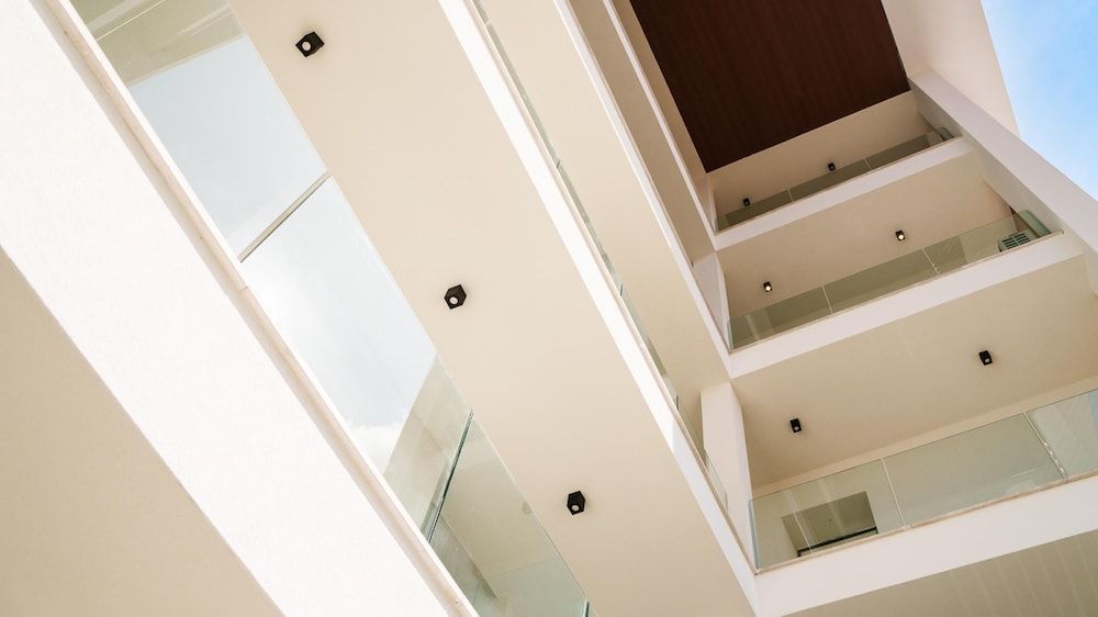 Welcomely - Light Room Vista Citt - Aznavour Studio 41