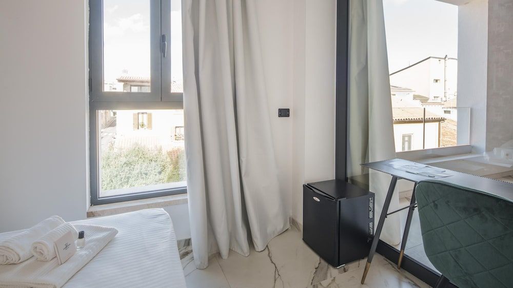 Welcomely - Light Room Vista Citt - Aznavour Studio 20