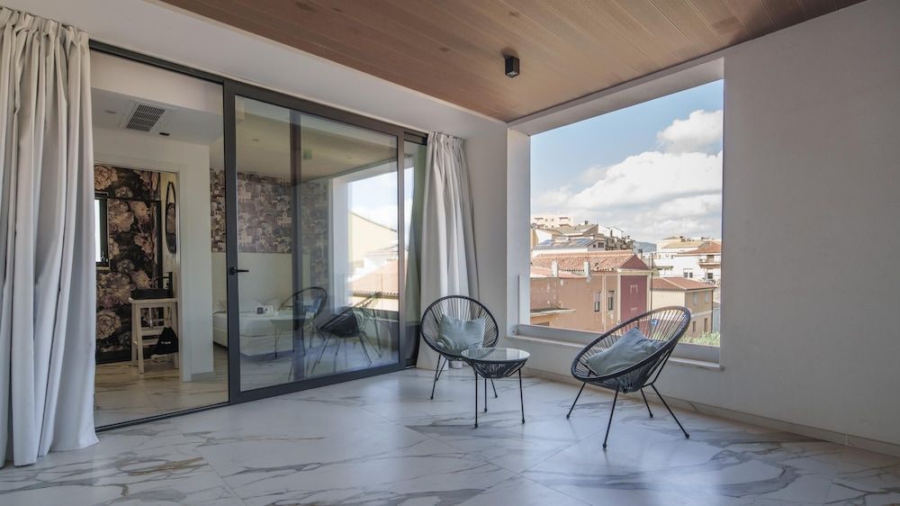 Welcomely - Light Room Vista Citt - Aznavour Studio 35