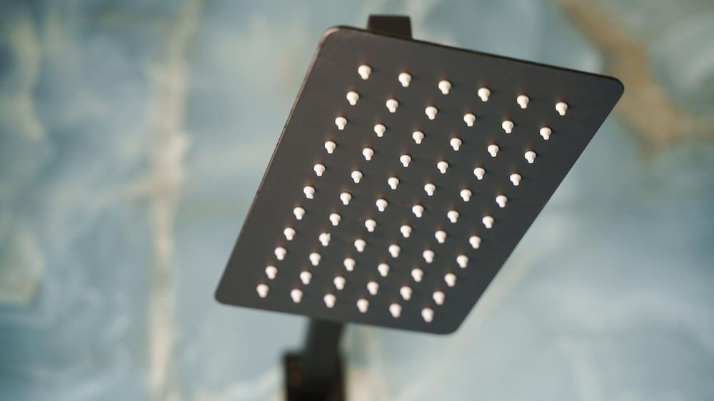 Welcomely - Deluxe Room - Amii Stewart Studio 23