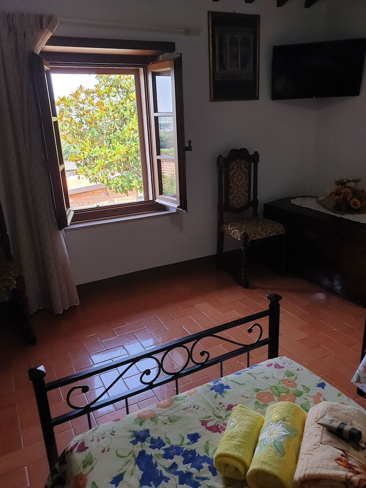 B&B Il Mandorlo Twin Room 4