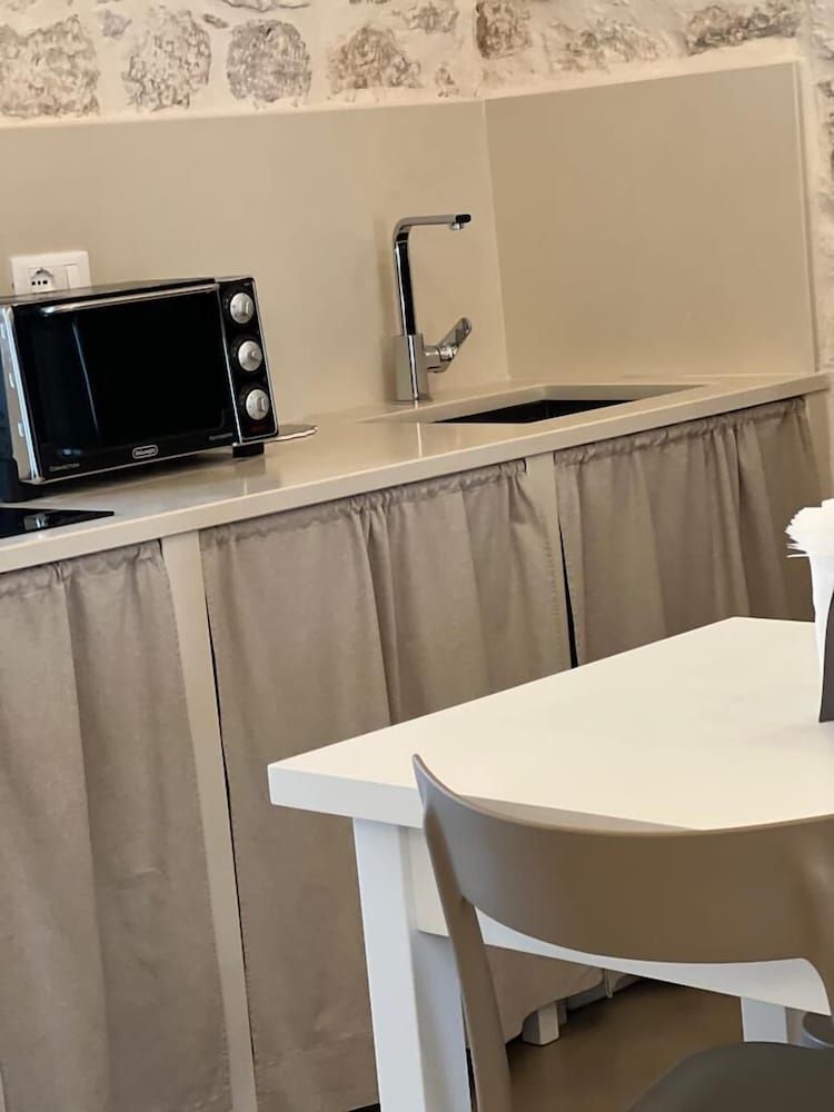 Luxury Room Cassese Camera Venere 3