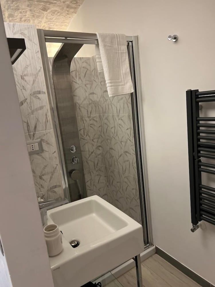 Luxury Room Cassese Camere Mirea 6