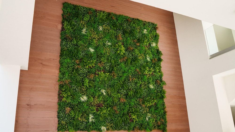 Welcomely - Deluxe Room - Frank Sinatra Studio 24