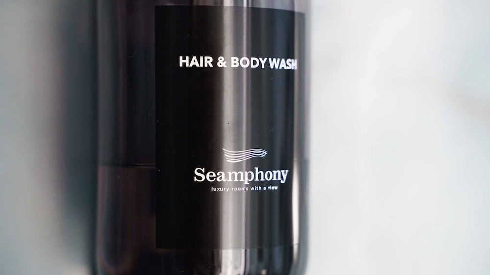 Welcomely - Deluxe Room - Frank Sinatra Studio 36