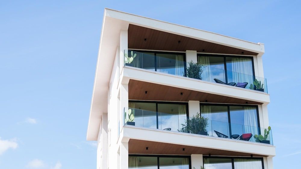 Welcomely - Deluxe Room - Frank Sinatra Studio 25