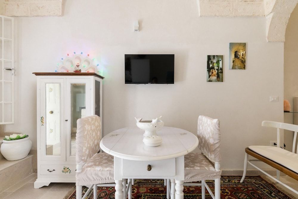 Stairway With Jacuzzi by Wonderful Italy Apartment 4