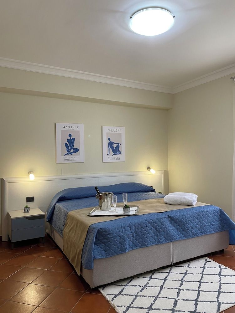 Scala dei Turchi Palace Suites Deluxe Suite, 1 Queen Bed 3
