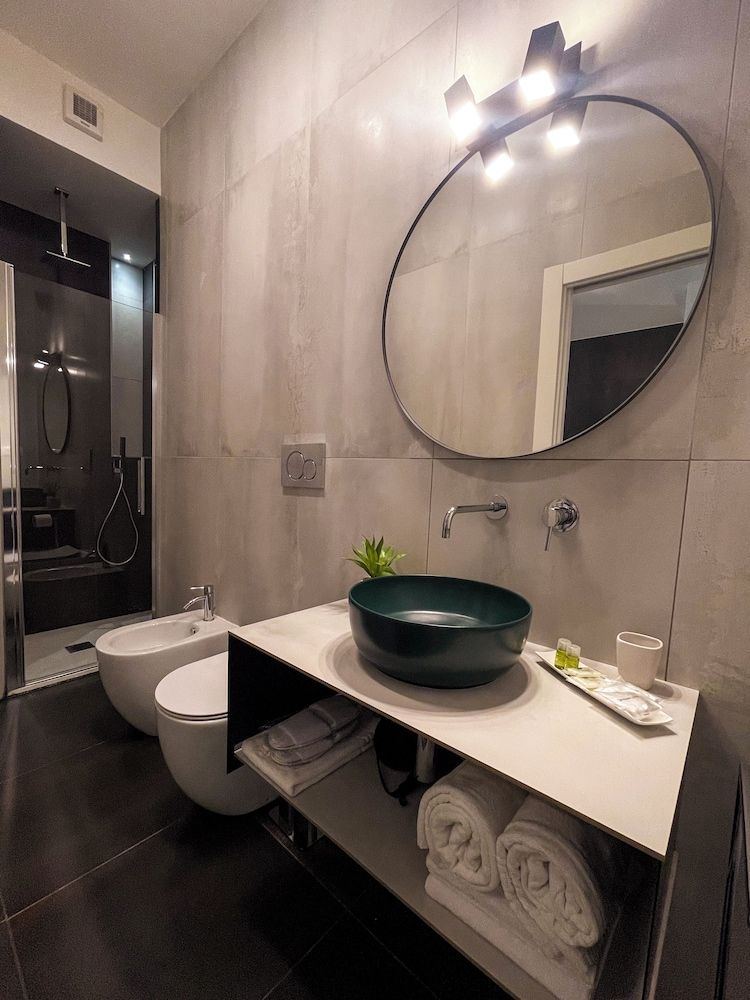 Enjoy Living Deluxe Double Room 5