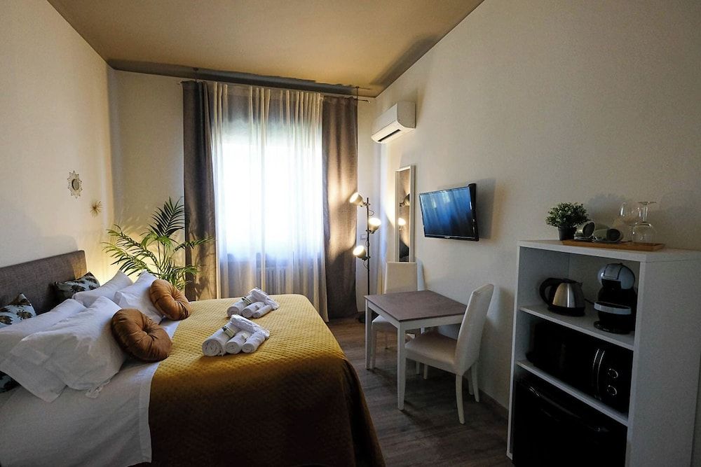 Superior Triple Room, Private Bathroom