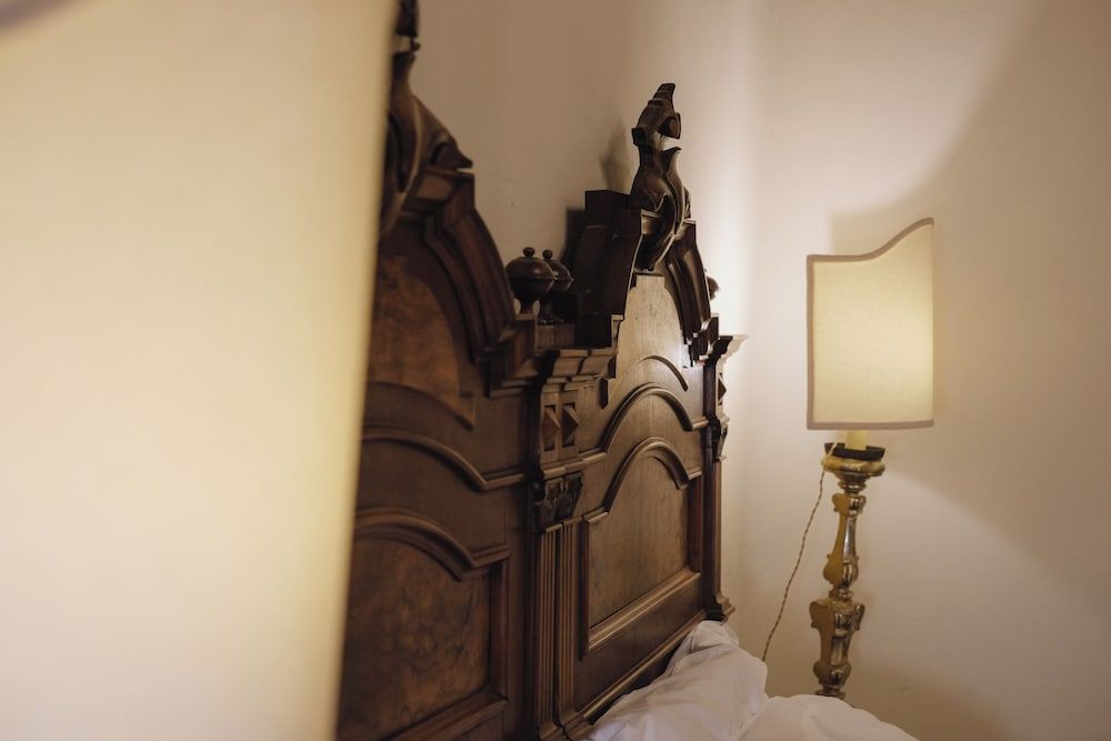 Palazzo Guazzoni Zaccaria Classic Room 6