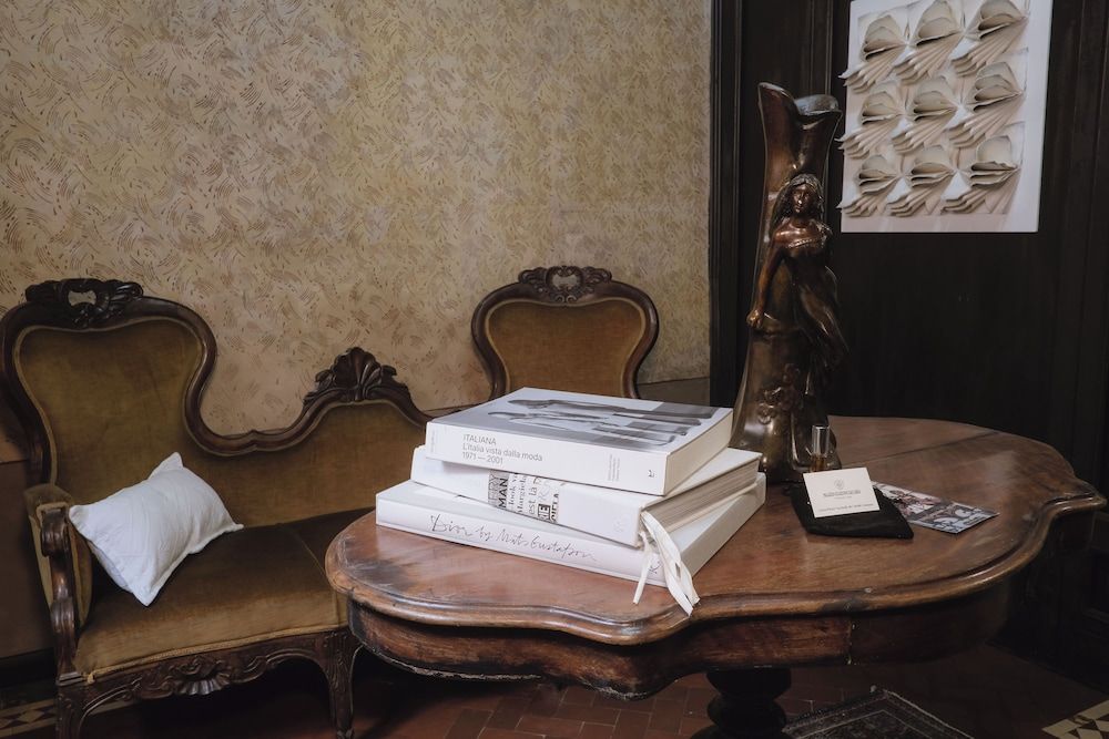 Palazzo Guazzoni Zaccaria Basic Suite 4