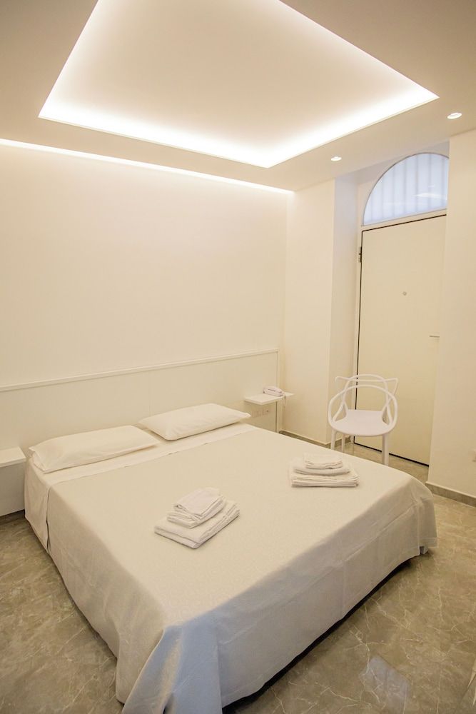 Forever luxury rooms Standard Double Room 10