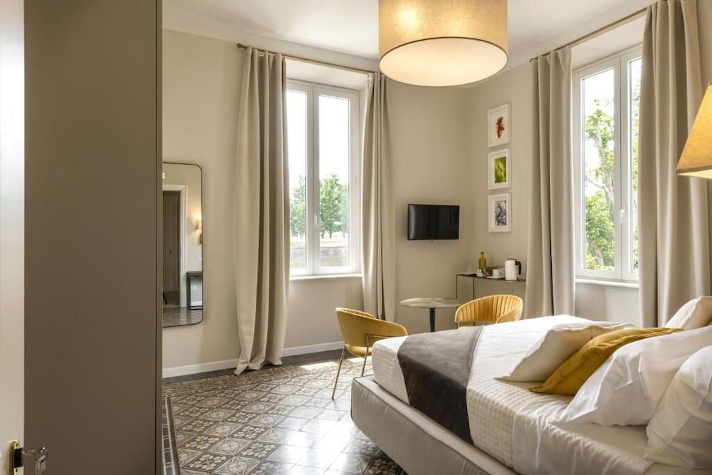 Villa La Tuia B&B Superior Double or Twin Room, City View 2