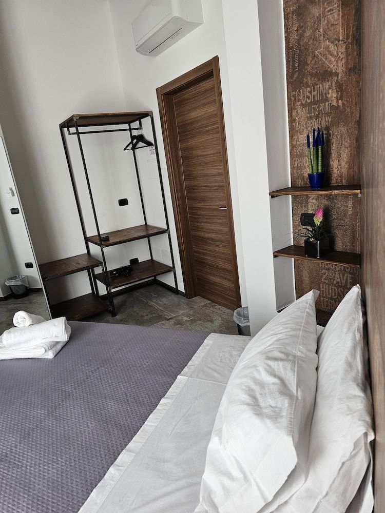 Binario1 Rooms Standard Room 5