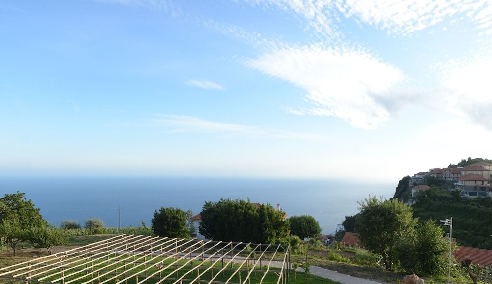 Antichi Orti Del Sole Superior Quadruple Room, Multiple Beds, Ensuite, Sea View 2