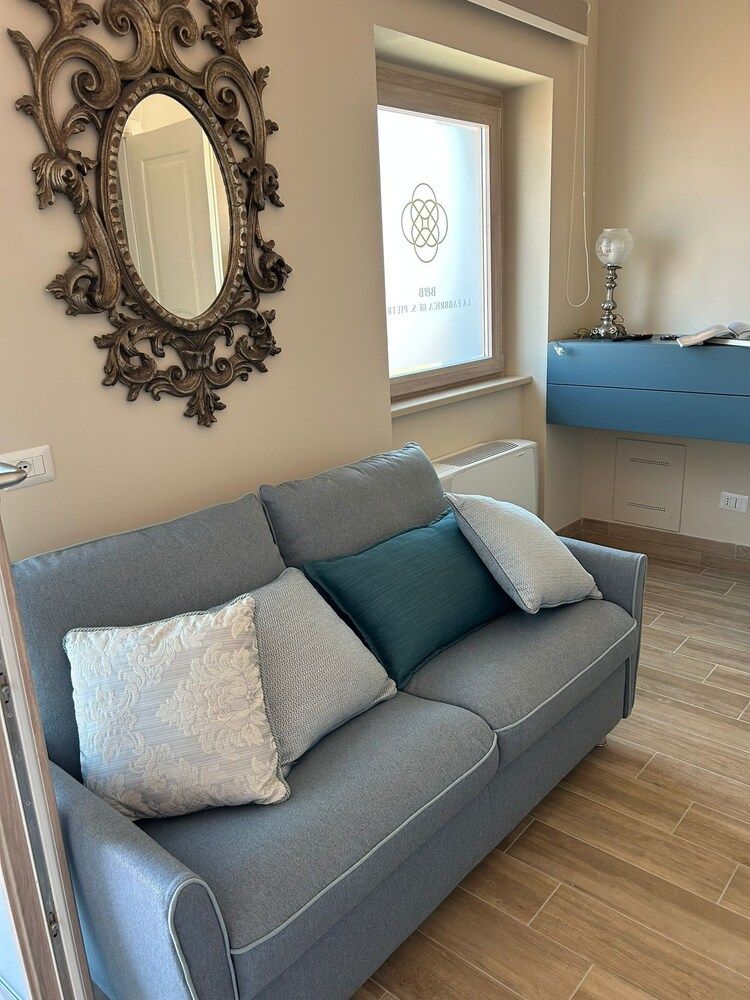 B&B La Fabbrica di San Pietro Junior Room, 1 Large Twin Bed, City View, Tower 2