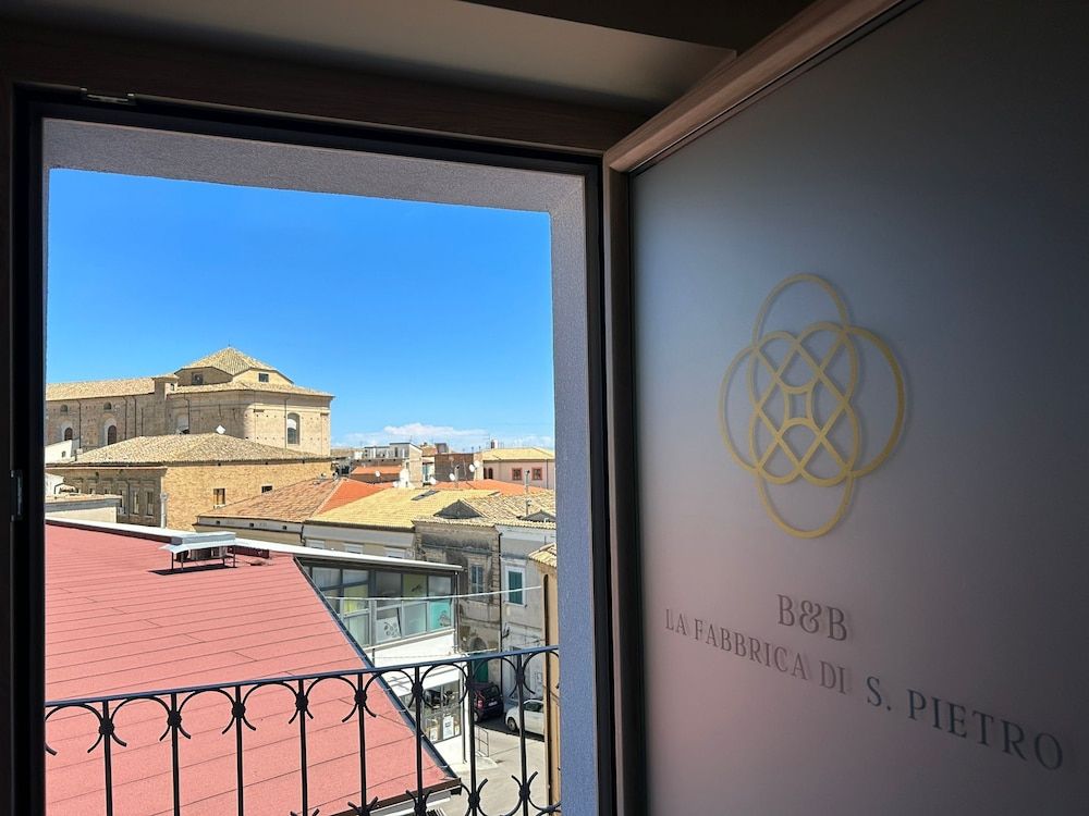 B&B La Fabbrica di San Pietro Junior Room, 1 Large Twin Bed, City View, Tower 10