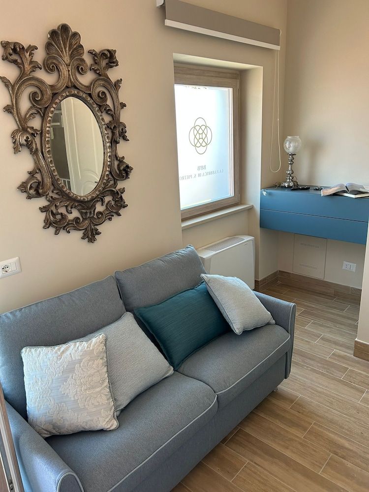 B&B La Fabbrica di San Pietro Junior Room, 1 Large Twin Bed, City View, Tower 3