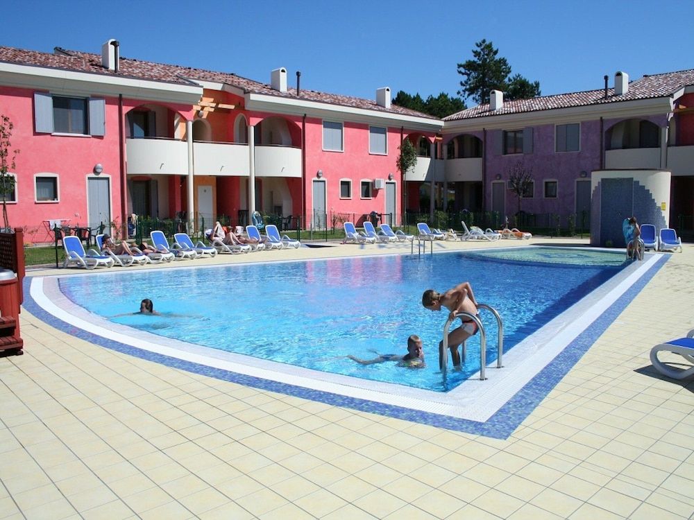 Apartment, 4 Bedrooms, Balcony