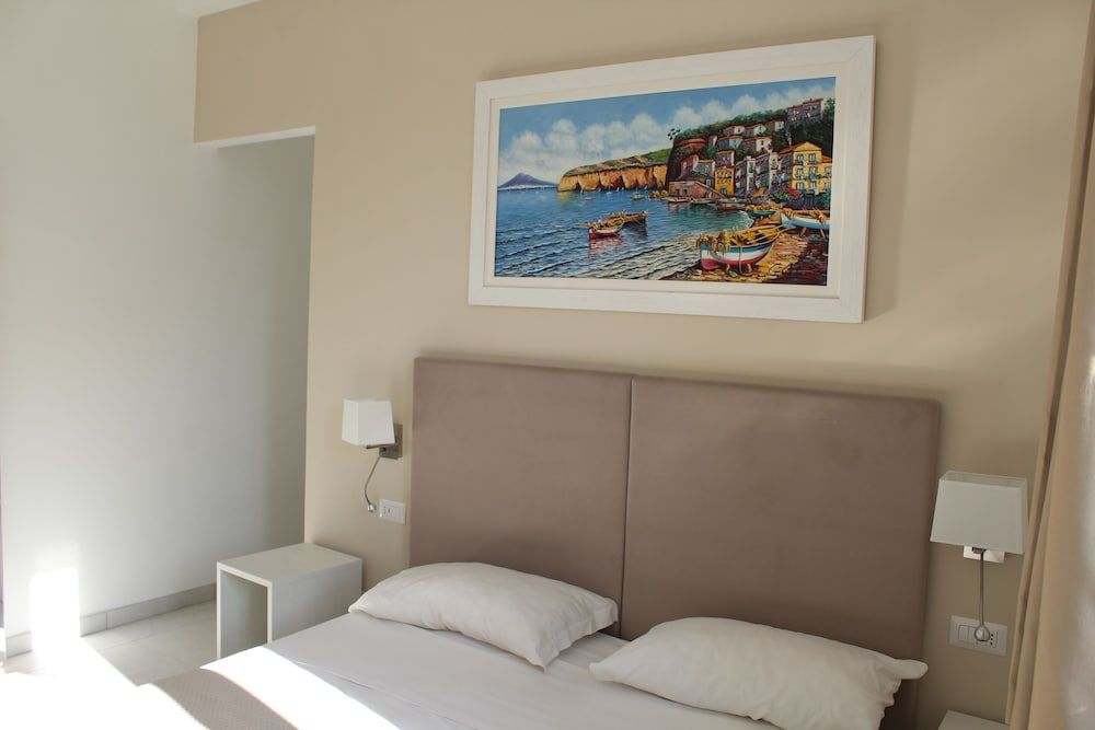 Villa Emanuel White Classic Room 7