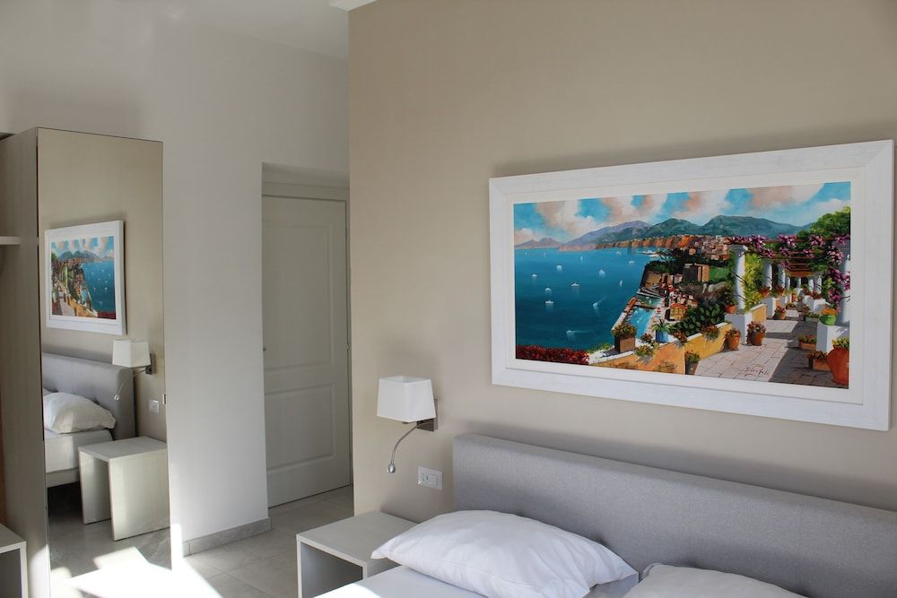 Villa Emanuel White Classic Room 5