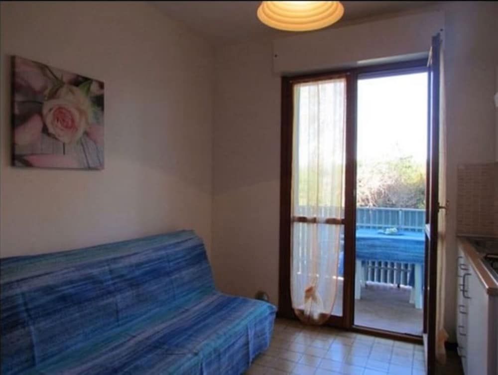 Studio, Multiple Bedrooms, Balcony