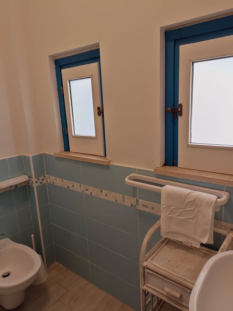 Double Room, air Conditioning, Bathroom, House, 1 Bedroom, Smoking, City View 13