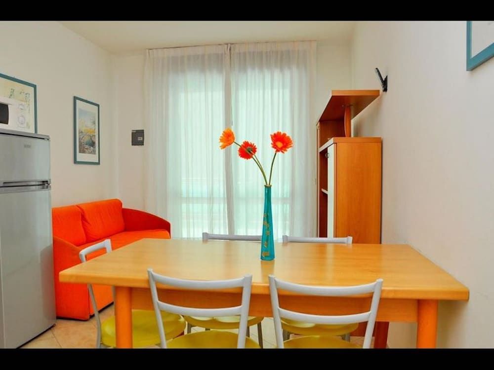 Apartment, 2 Bedrooms, Balcony, City View