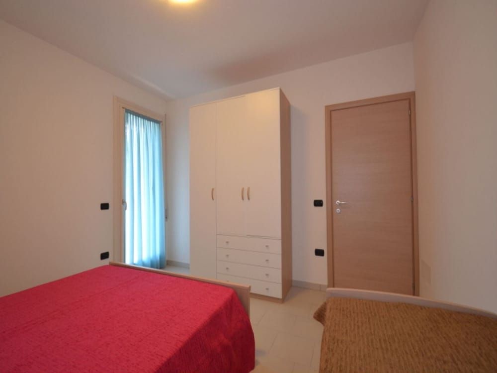 Apartment, 2 Bedrooms, Balcony, City View