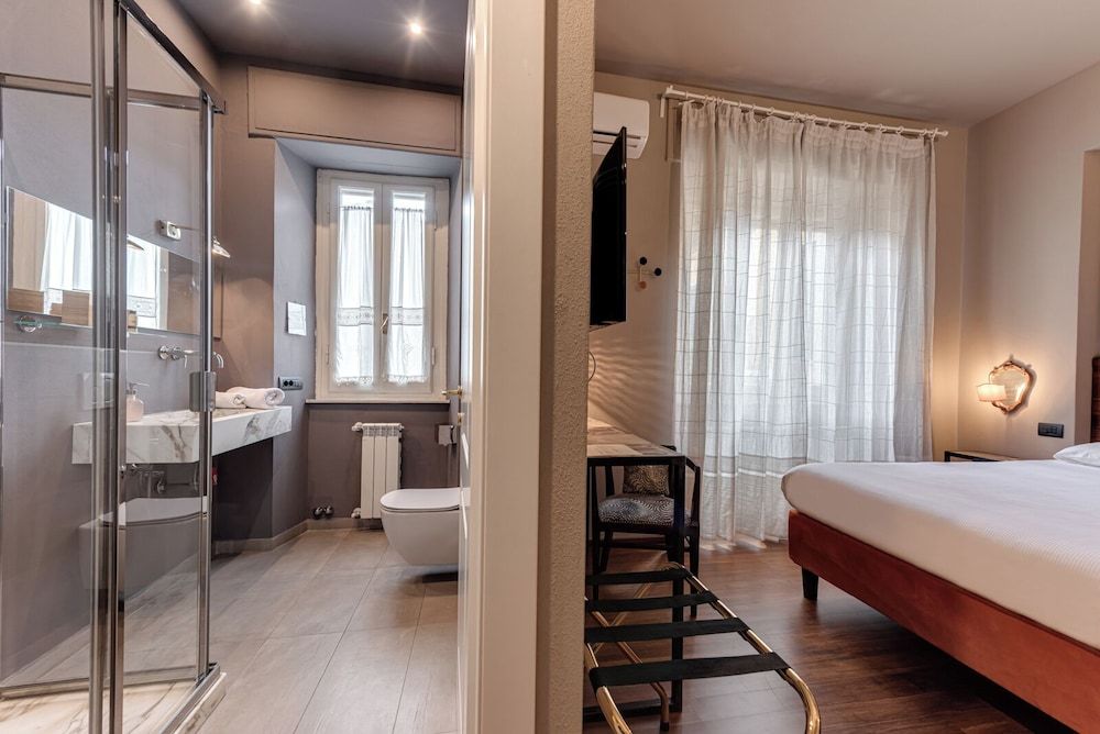 Orangerie Pietrasanta Design Double Room, 1 King Bed, Garden View, Garden Area 3