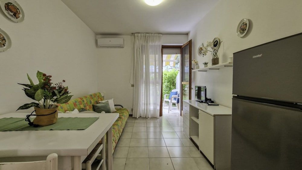 Apartment, 2 Bedrooms, Patio, Garden View