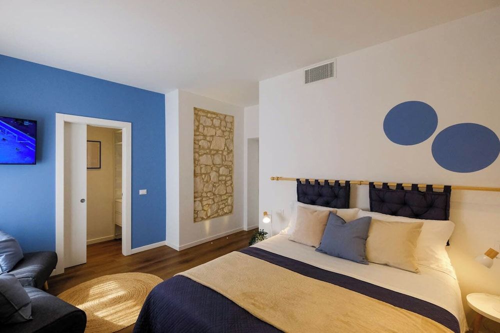 Family Room, Non Smoking, Private Bathroom