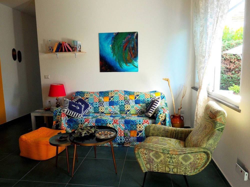 House, 2 Bedrooms, Garden View