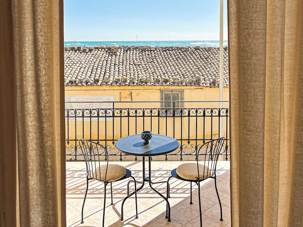 Premium Apartment