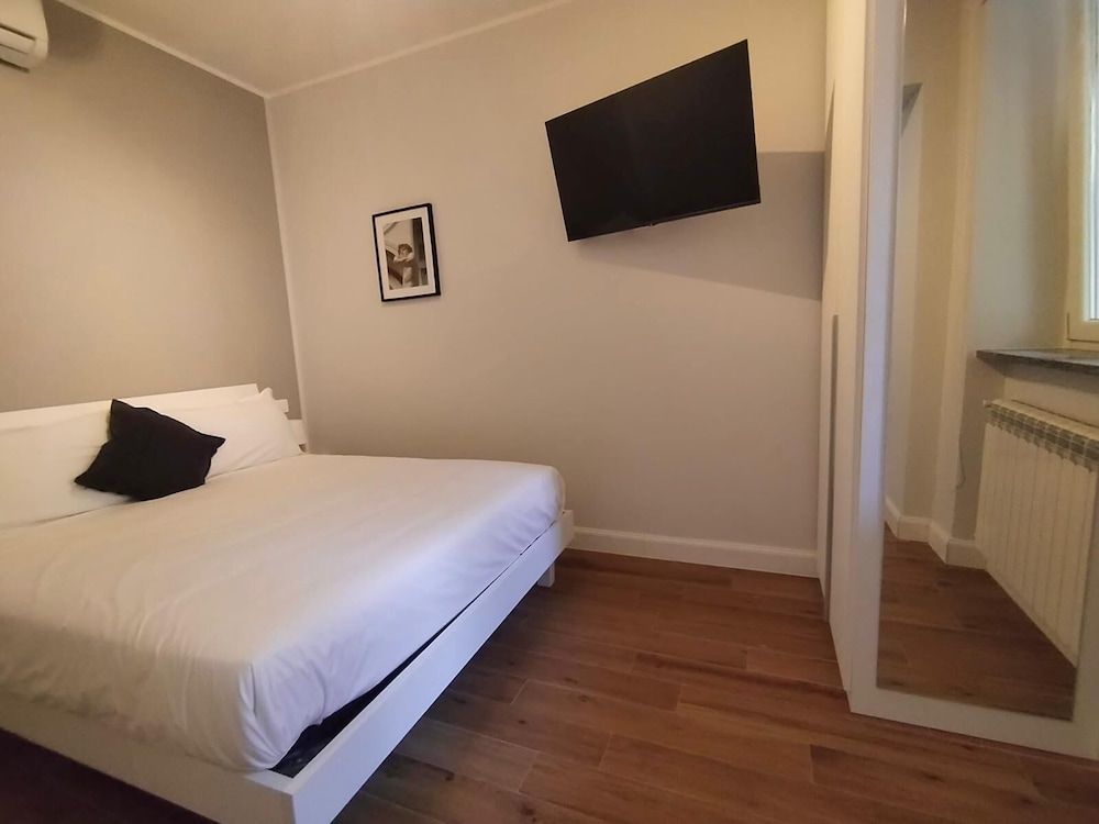 HH HERMOSO HOUSING ASTI