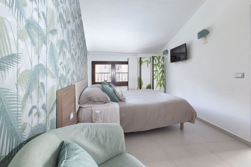 Apartment, 1 Bedroom, Smoking, Balcony