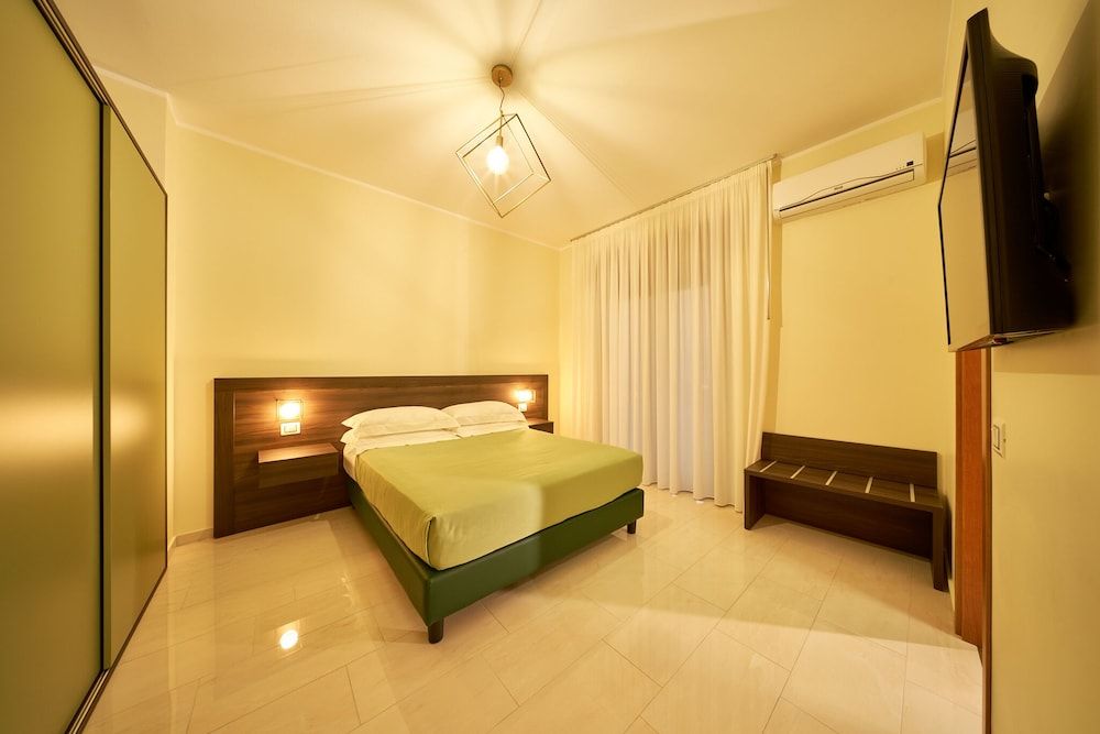 B&B Torre Talao Camera Deluxe  con terrazzo privato e vista mare Jumenta 4