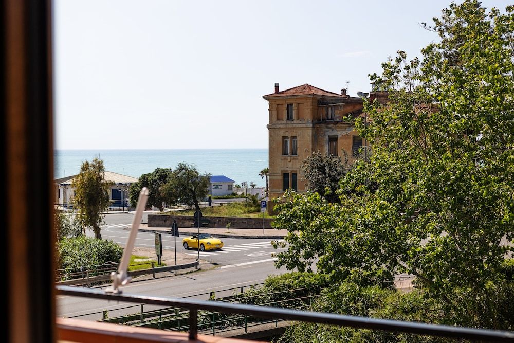 B&B Torre Talao Camera Deluxe con terrazzo privato e vista mare Ajnella 6