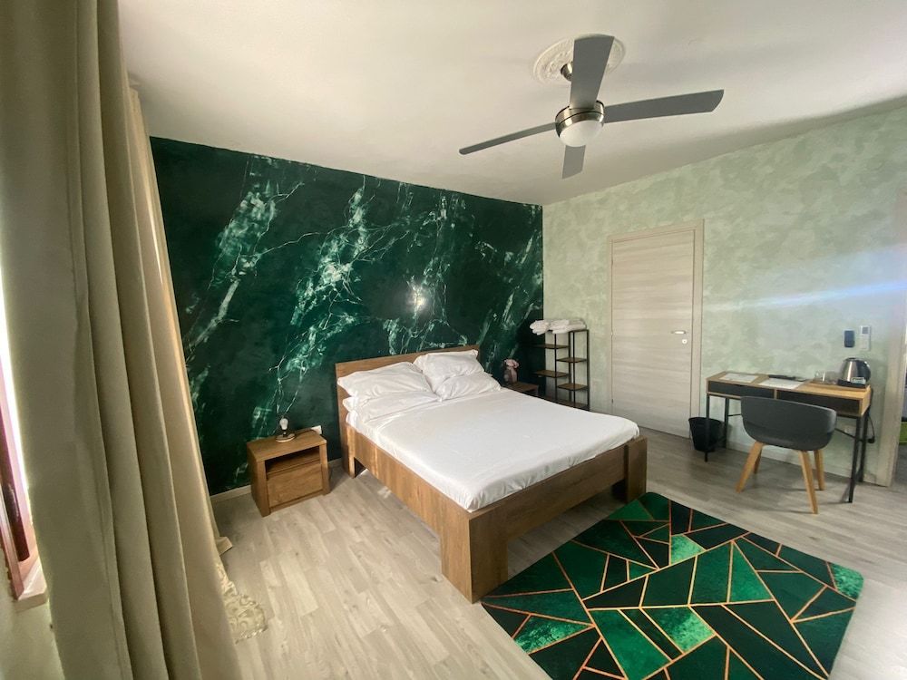 Bed breakfast Relais Delta Deluxe Triple Room 2